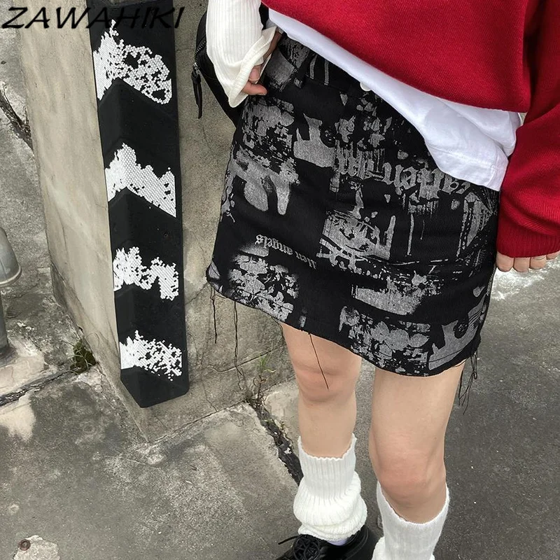 Юбка-мини в готическом стиле с завышенной талией Y2K |