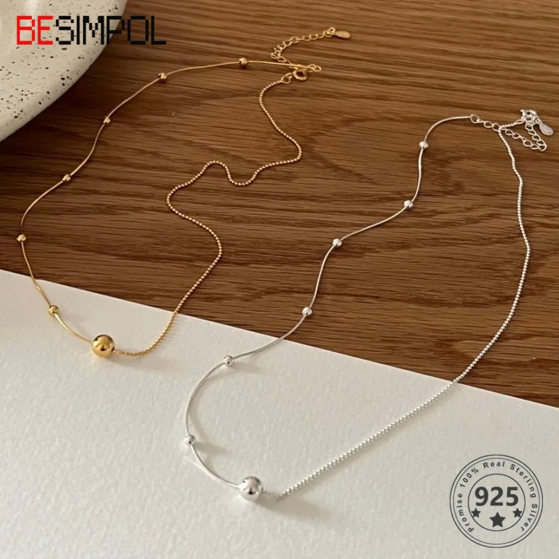 

Женское колье-цепочка из серебра 925 пробы с бусинами