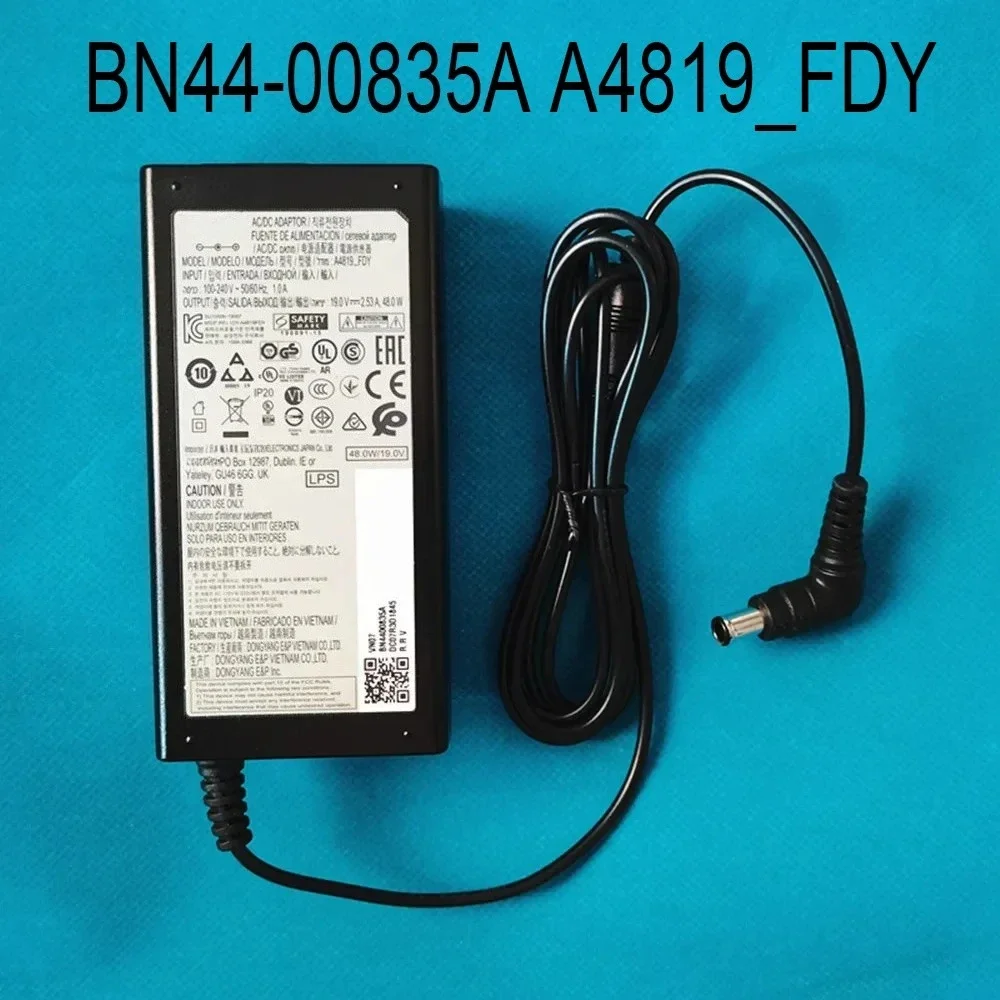 Фото BN44-00835A A4819_FDY 48W 19V 2.53A Адаптер питания/зарядное устройство для монитора (AC/DC) подходит для телевизоров UN32M4500AF UN32K4100AG UN32K4100AF, запчасти для ТВ №1