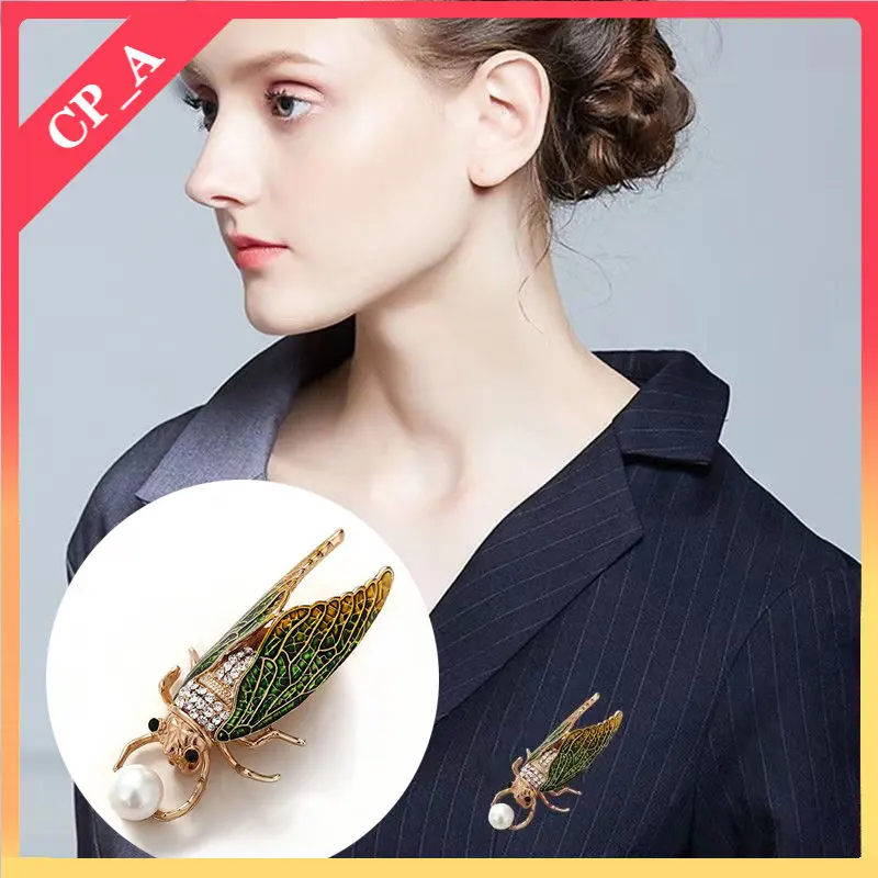 

Vintage Cartoon Gradient Rhinestones Insect Cicada Enamel Pin Fashion Bug Beetle Brooch Delicate Jewelry Ladies Gifts