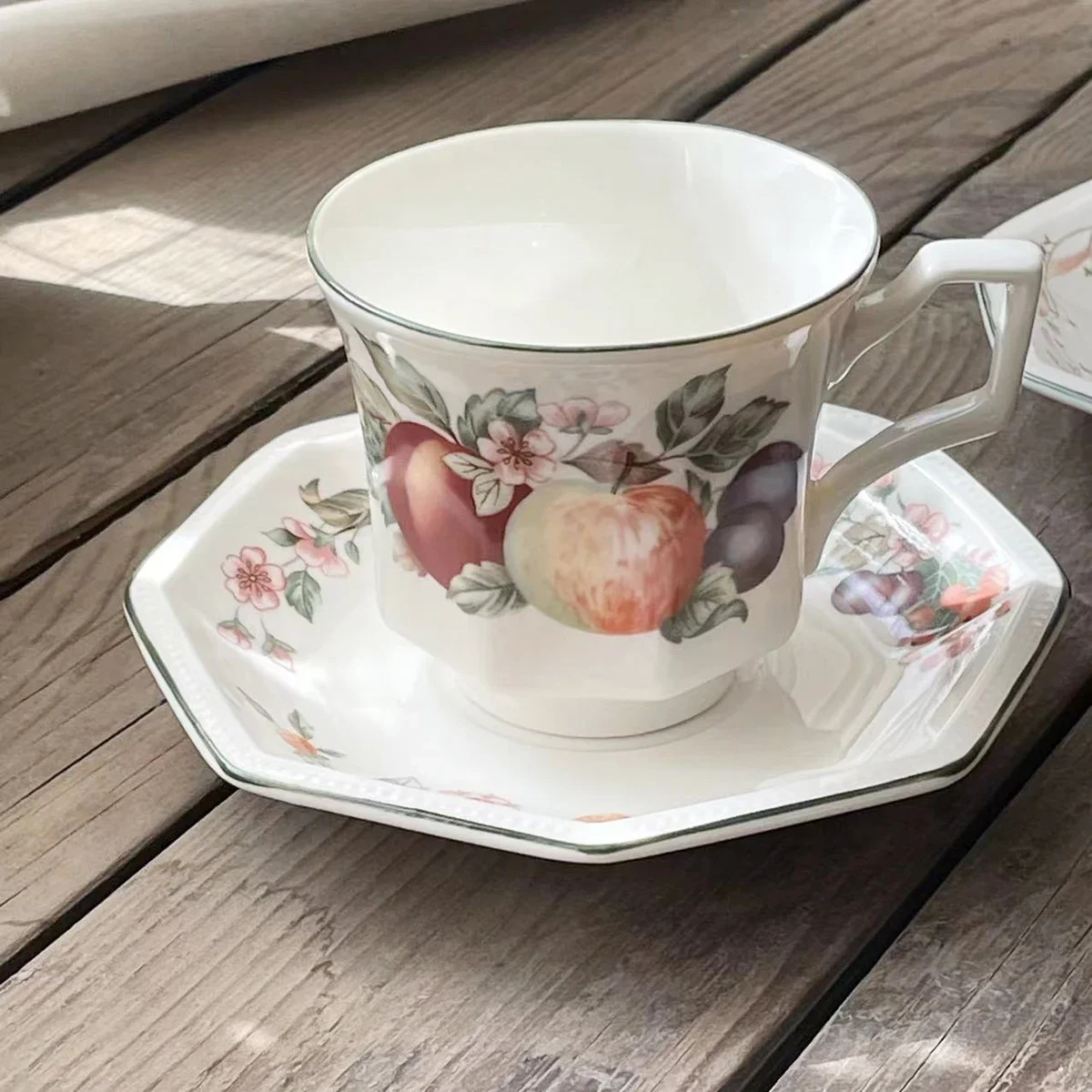 Набор из восьмиугольной фарфоровой кофейной чашки и блюдце обеденные тарелки