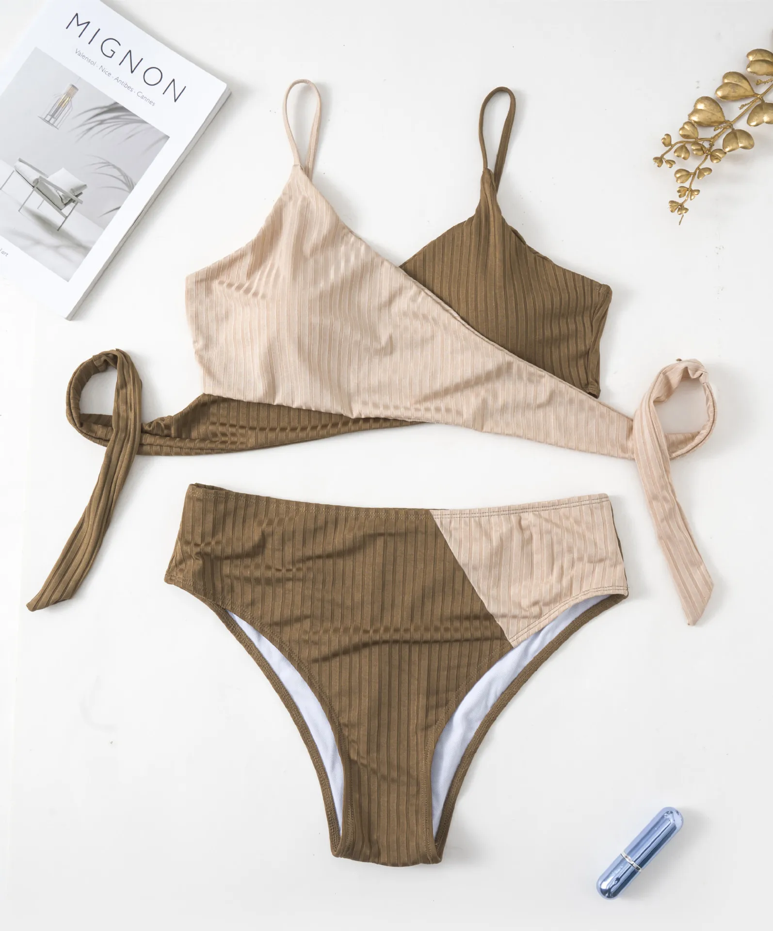 Рисунок 5 - Женское бикини 2023