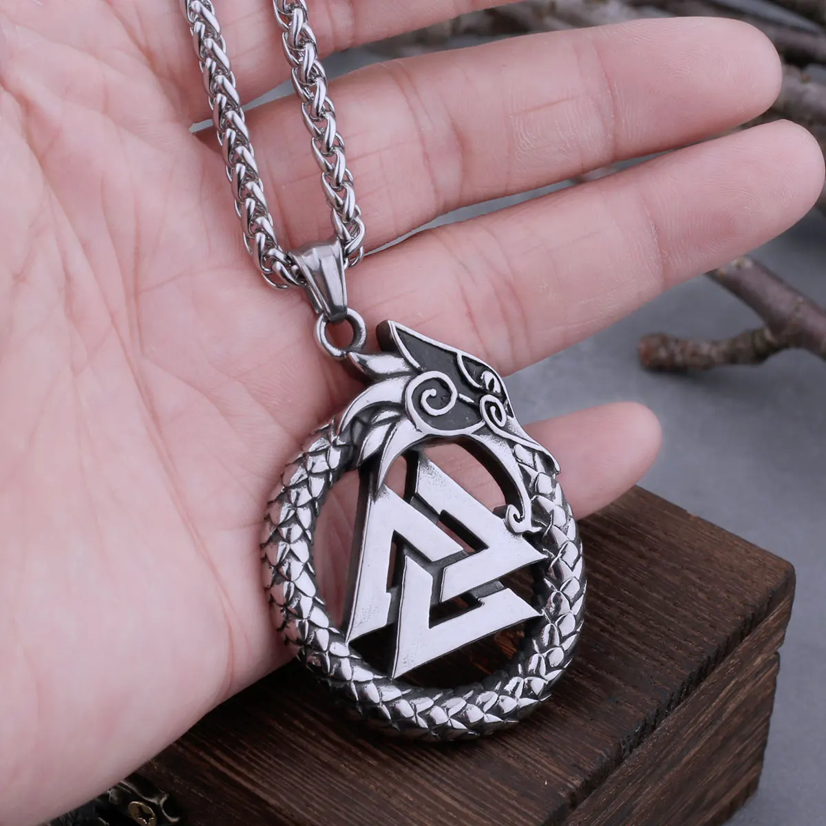 Фото Vikings Never Fade Self-Devourer Ouroboros Valknut Rune Amulet Necklace Men's Dragon Stainless Steel Pendant Jewelry As Gift №3