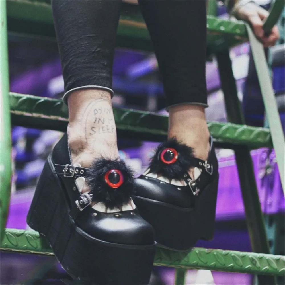 

2022 Spring New Gothic Punk women's Pumps Mary Janes Wedges High Heels Rivet Halloween Cosplay Black Big Size Autumn Lady Shoes