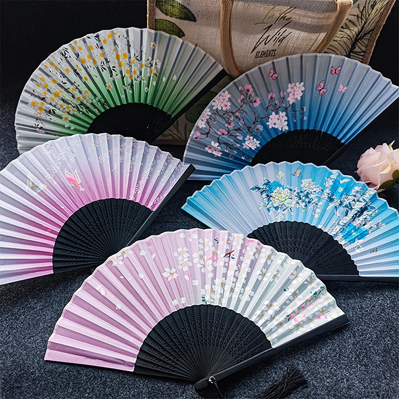 

Folding Fan Ancient Fan Retro Style Silk Folding Fan Chinese Style Pattern Art Craft Gift Home Decoration Ornament Dance HandFan