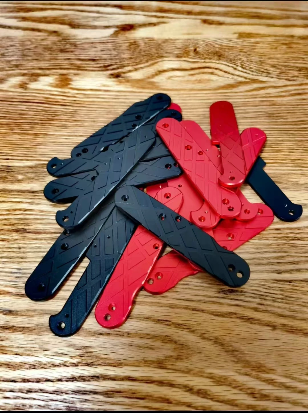 

1 пара весов ручной работы из алюминиевого сплава для Victorinox GAK 108 мм (НАФЬ НЕ ВКЛЮЧАЙТЕ)