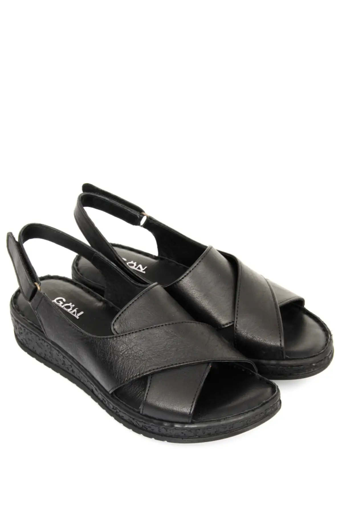 

Black genuine leather padding sole sandals 45836