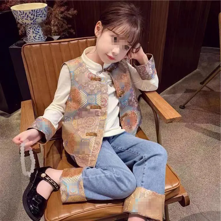 Костюм для маленьких девочек новинка 2024 детское пальто в иностранном стиле ретро