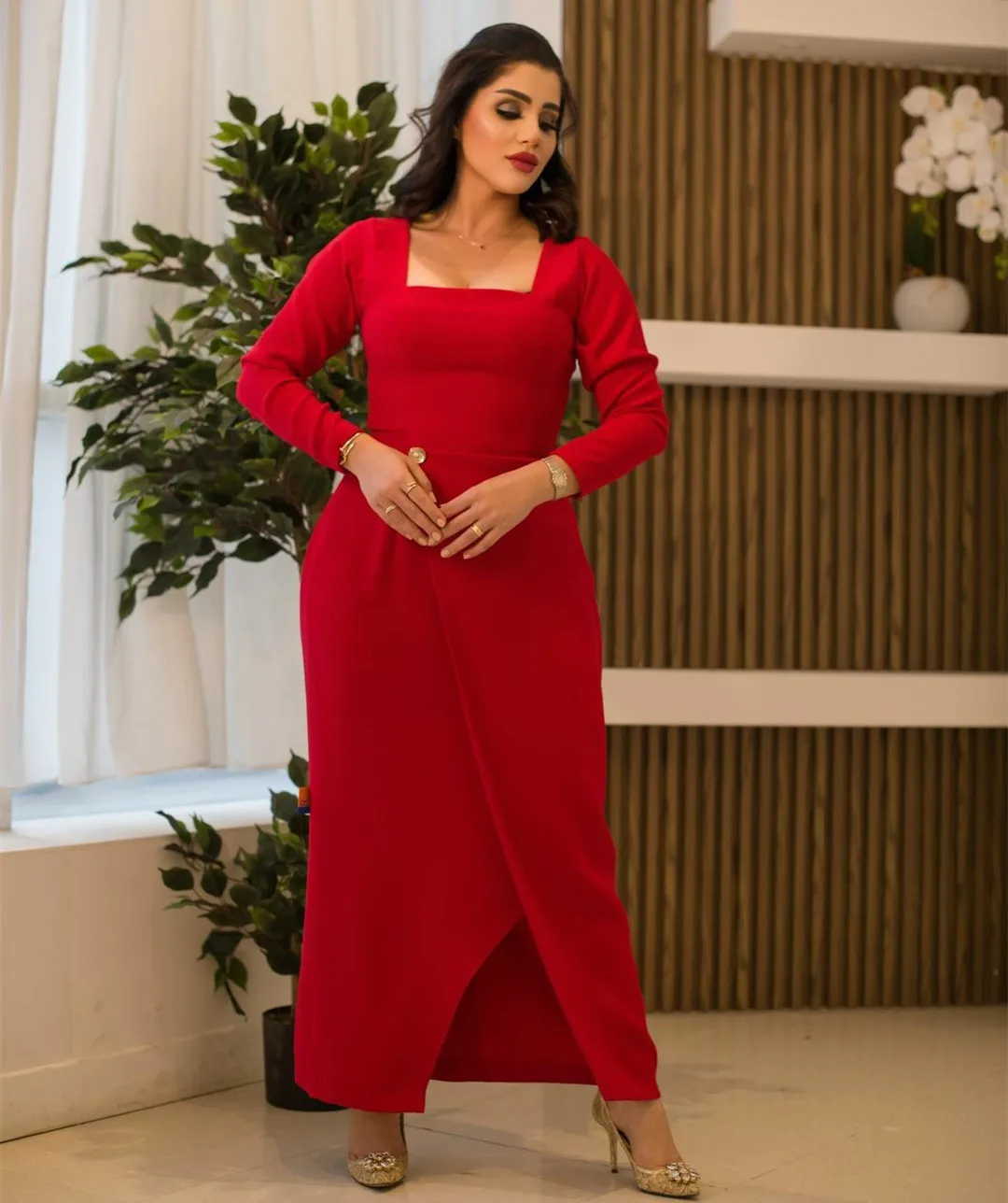 

Vintage Long Red Crepe Evening Dresses With Sleeves Sheath حزب اللباس Side Slit Ankle Length Prom Dresses for Women