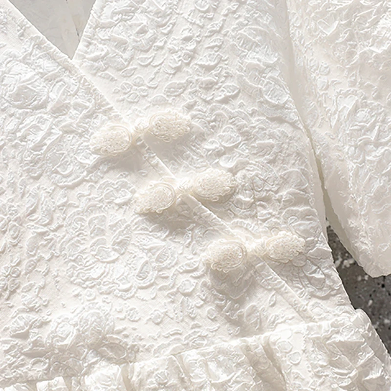 Женское шифоновое мини-платье с V-образным вырезом