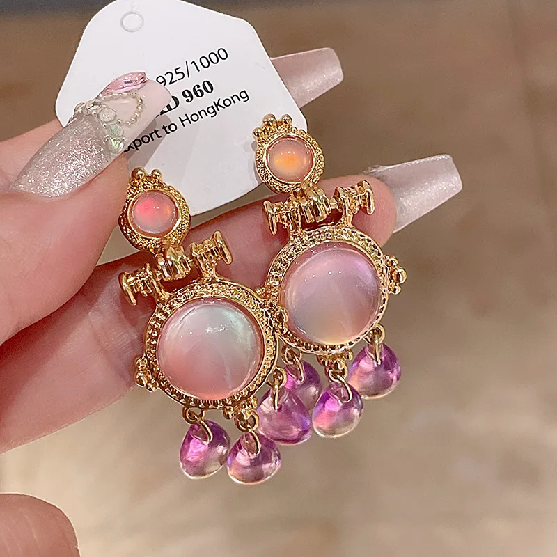 Круглые каплевидные полимерные серьги в дворцовом стиле ретро с кисточками