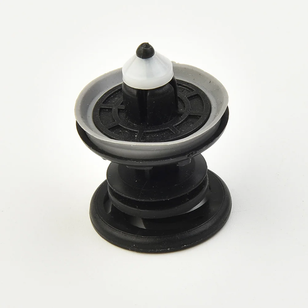 000000000000000000000000 Зажимы для крепления нажимного типа панели PassatBus T5 Taureg 7L 6868243