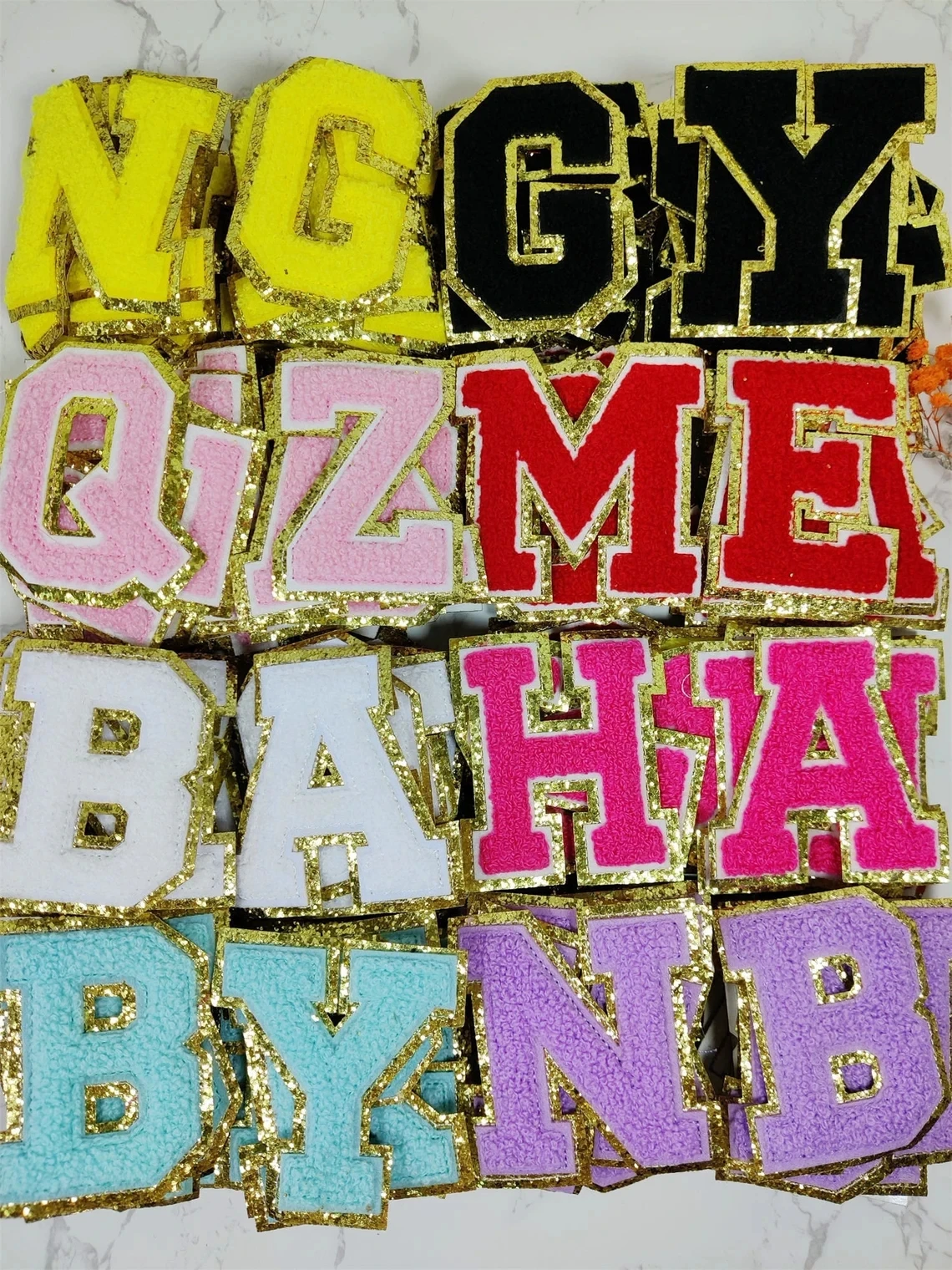 

A-Z 8CM Letters Sequins Patches Towel Embroidered Alphabet Felt Chenille Sew on Patch for DIY Accessories Applique Glitter