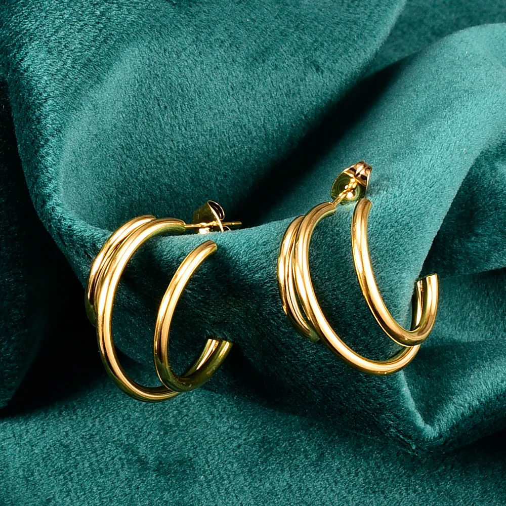 

Wholesale E29 Fashion Crescent Exaggerated Moon Three-Dimensional Earrings Stud Titanium Steel Costume Plating Gift Jewelry