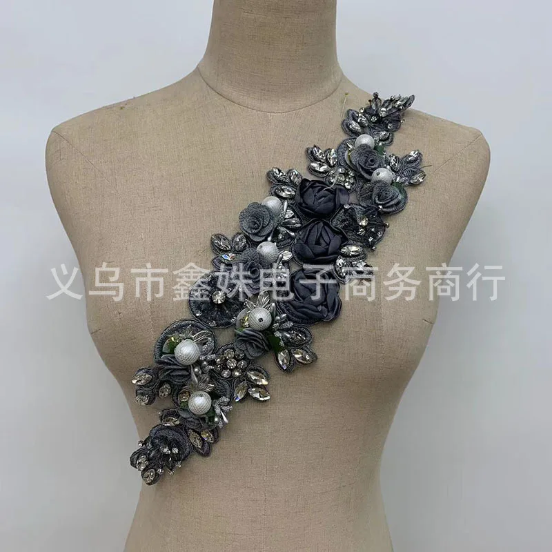 Декоративная аппликация в виде розы