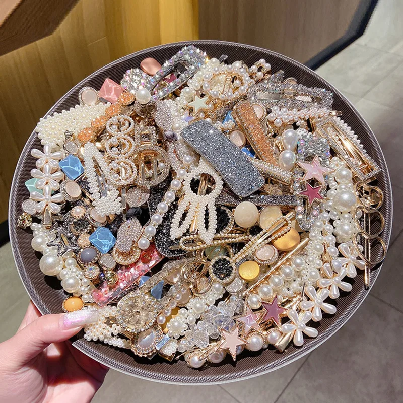 

JX*HY 2022 New Women Girls Crystal Hairpins Side Clip Hair Jewelry Trendy Geometric Headwear Fashion Hair Accessories Barrettes