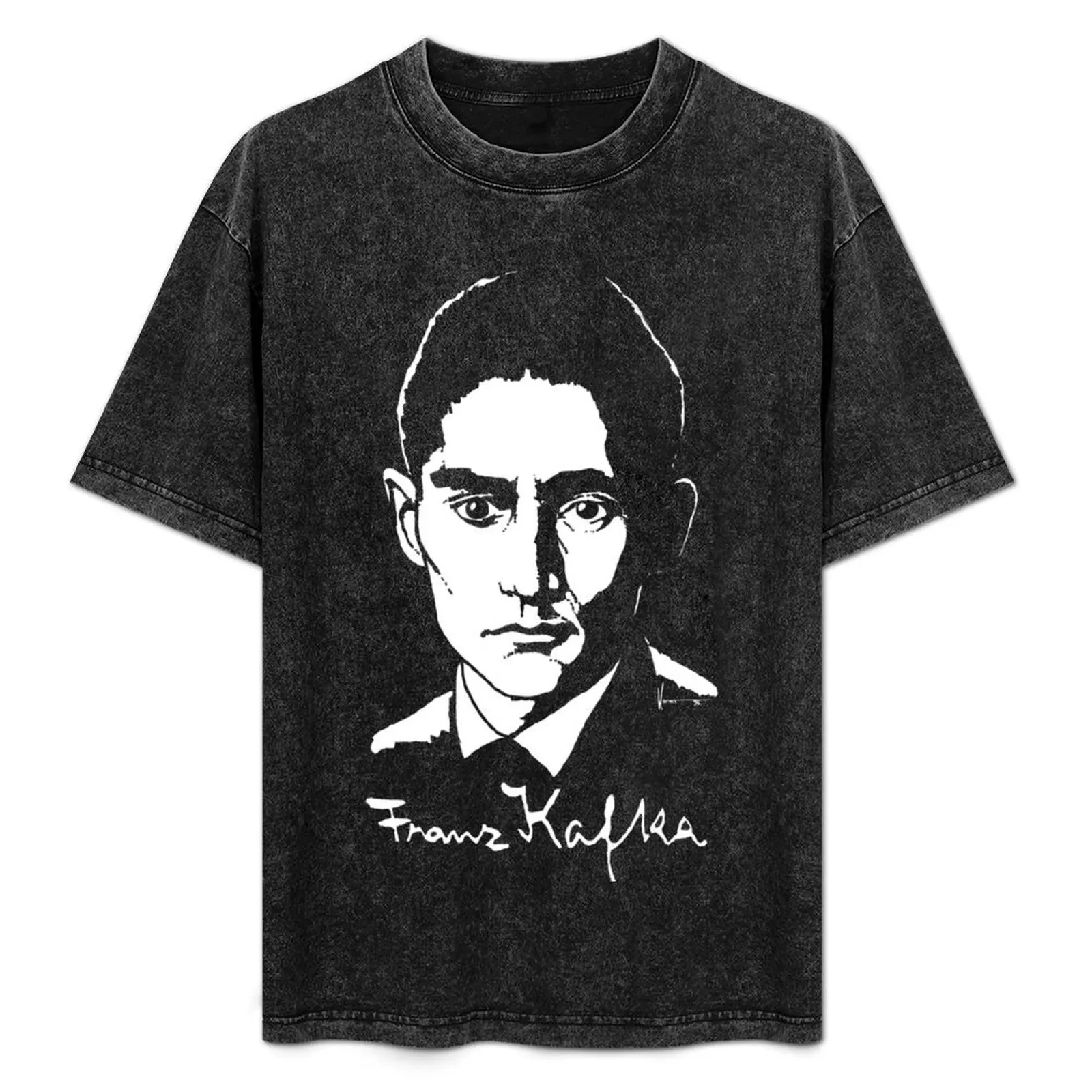 Футболка с рисунком Франца Кафки (темный) корейская мода большие размеры