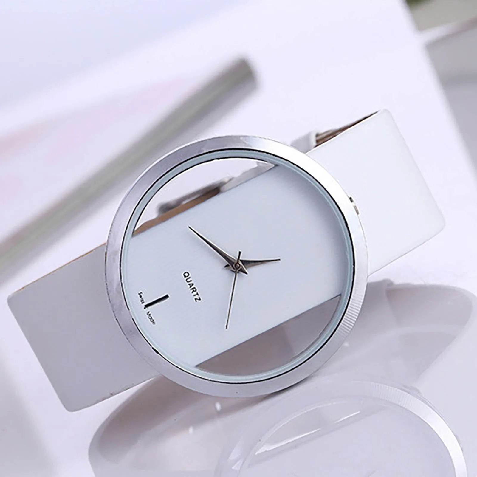 

Часы наручные для мужчин и женщин, модные кварцевые украшения