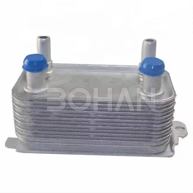 Радиатор масляного радиатора двигателя 30683022 31330429 31480936 31305197 для VOLVO C30 2006-2012