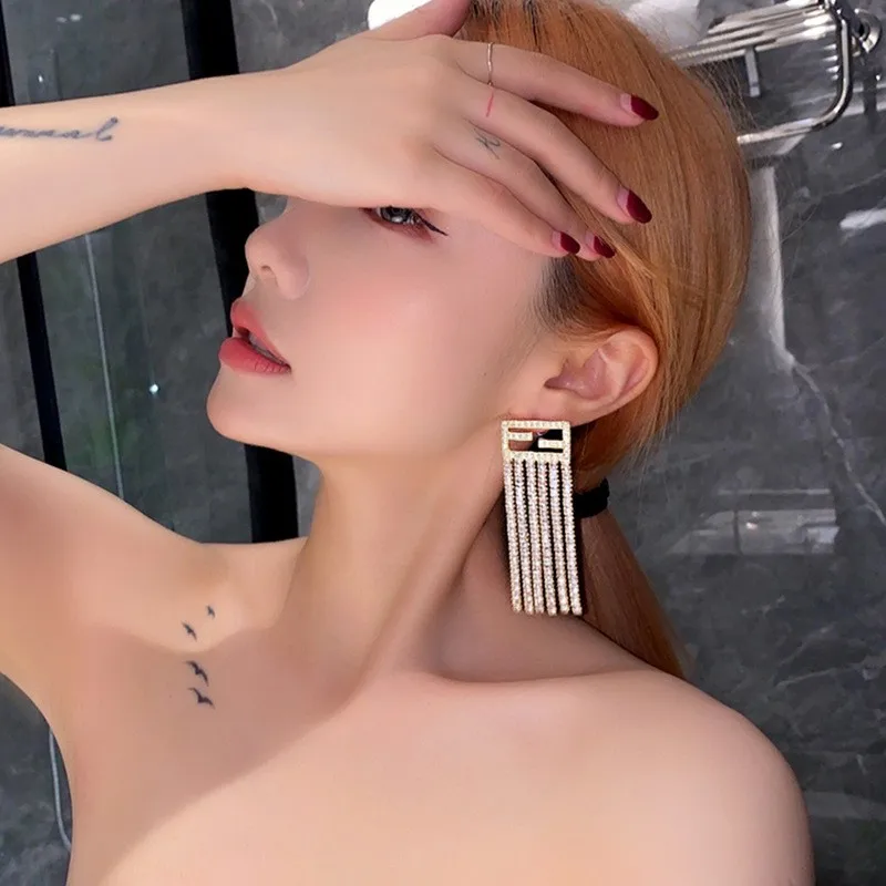 

2022 South Korea Fashionable New Set Auger Geometry Long Tassel Earrings, High-End Luxury Exaggerated Personality Earrings