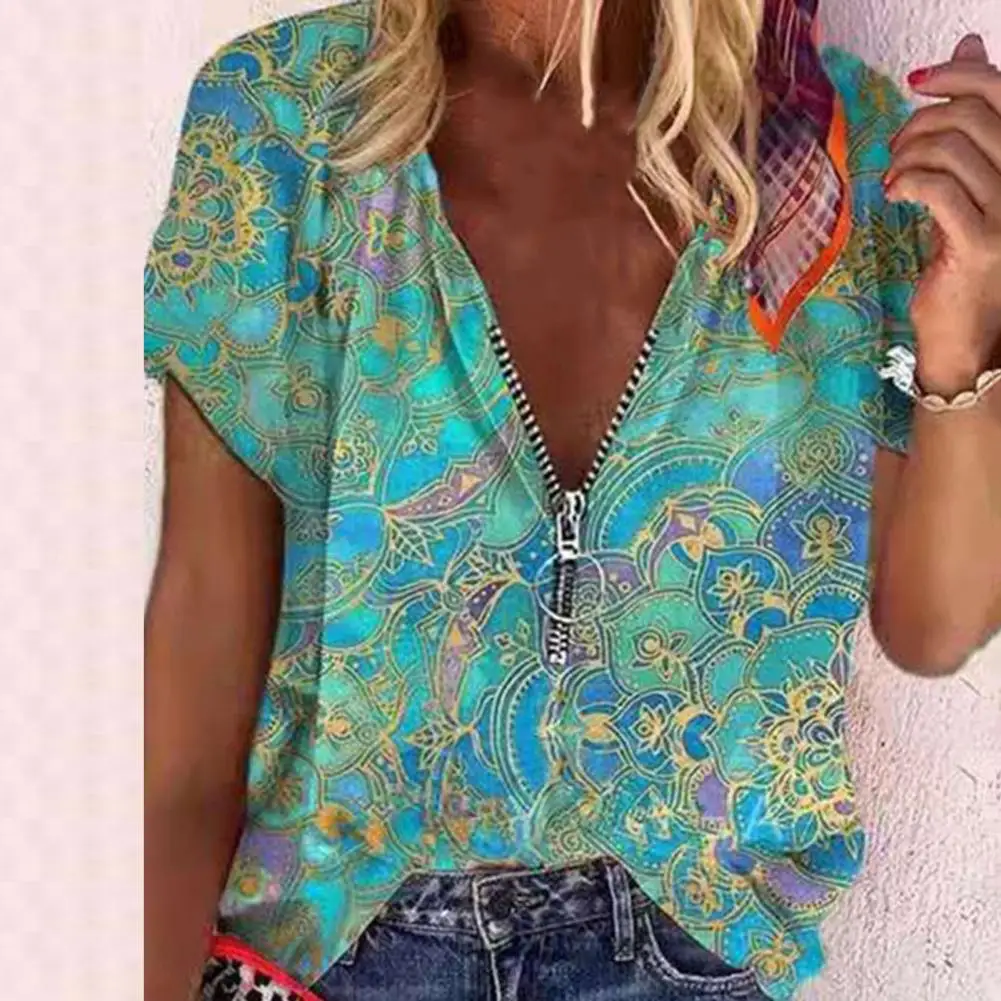 

Anti-pilling Breathable Retro Print Casual Loose Ladies Top Streetwear