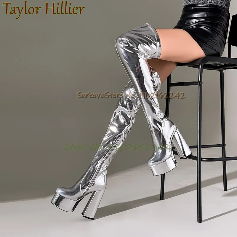 Серебристые сапоги выше колена из лакированной кожи на толстом каблуке зимние