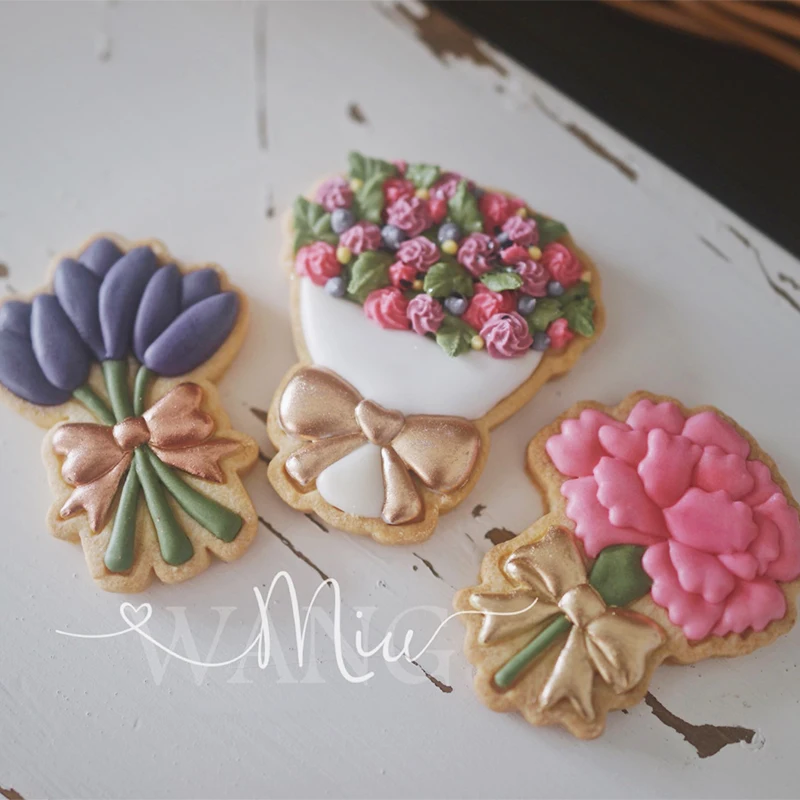 

Mother's Day Thanksgiving Day Party Cookie Mold Carnation Tulip Bouquet 3D Fondant Icing Cookie Embosser Mold Biscuit Cutter Set
