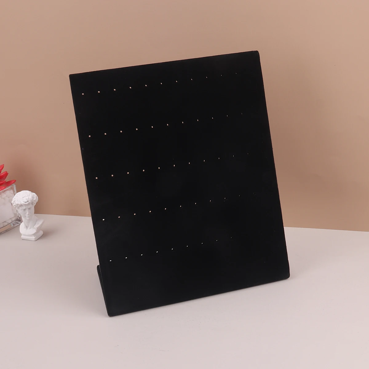 

Бархатный органайзер для украшений