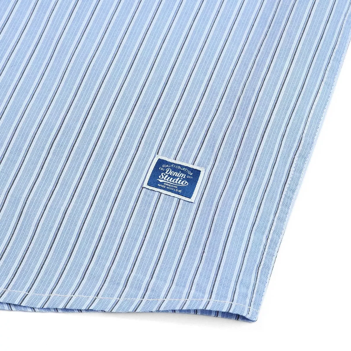 New2022 2022 Spring New Vertical Striped Shirts Men 100% Cotton Casual Shirts Slim Fit Chest Pockets Shirt  SK130123