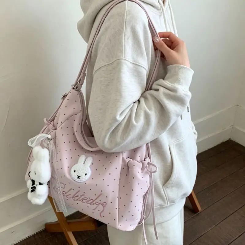 Фото Милый рюкзак Miffy в горошек для женщин: новая вместительная сумка для ежедневных поездок, многофункциональная сумка-тоут, универсальная сумка через плечо №1