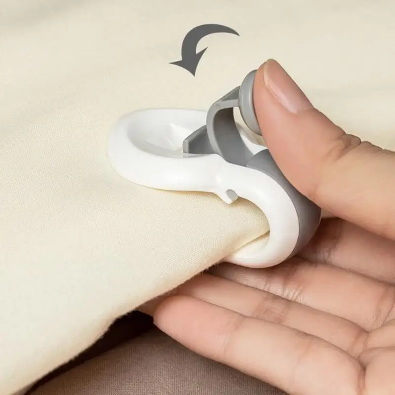 

2Pcs/set Non-slip Duvet Quilt Clips Plastic Blankets Fastener Clip Non-slip Bed Cover Duvet Sheet Fixer