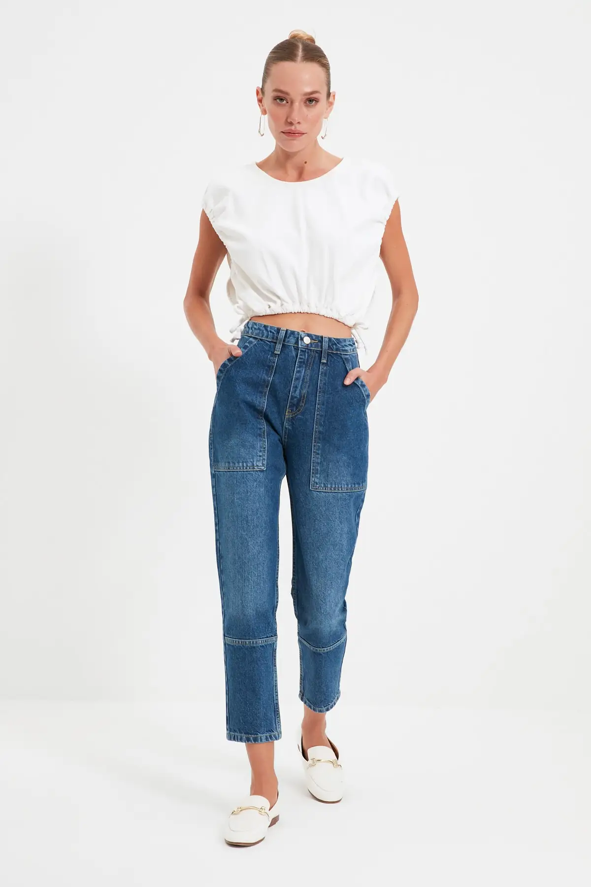 

Trendyol Stitch Detail High Bel Mom Jeans TWOAW22JE1007