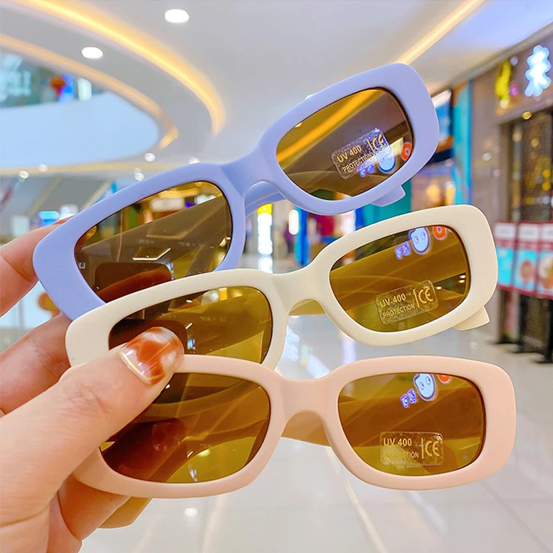 

Прямоугольные Детские винтажные Матовые солнцезащитные очки UV400, милые Солнцезащитные очки для улицы для девочек и мальчиков, защитные кла...