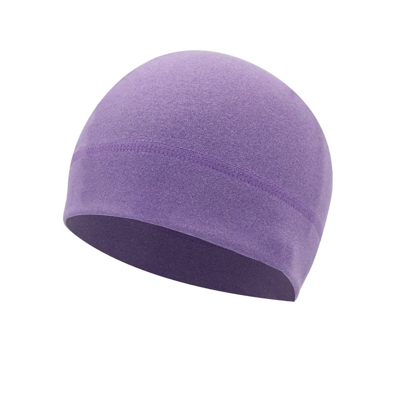 Спортивная теплая шапка