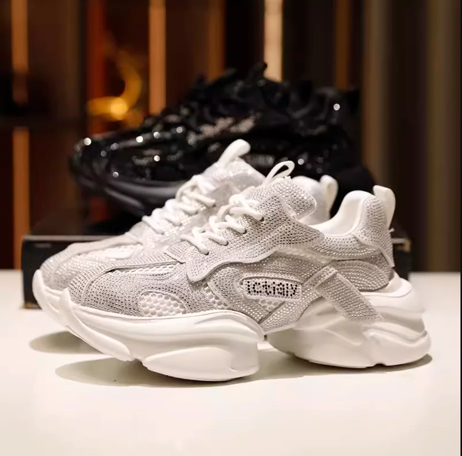 Женские Дизайнерские кроссовки белые для тренировок