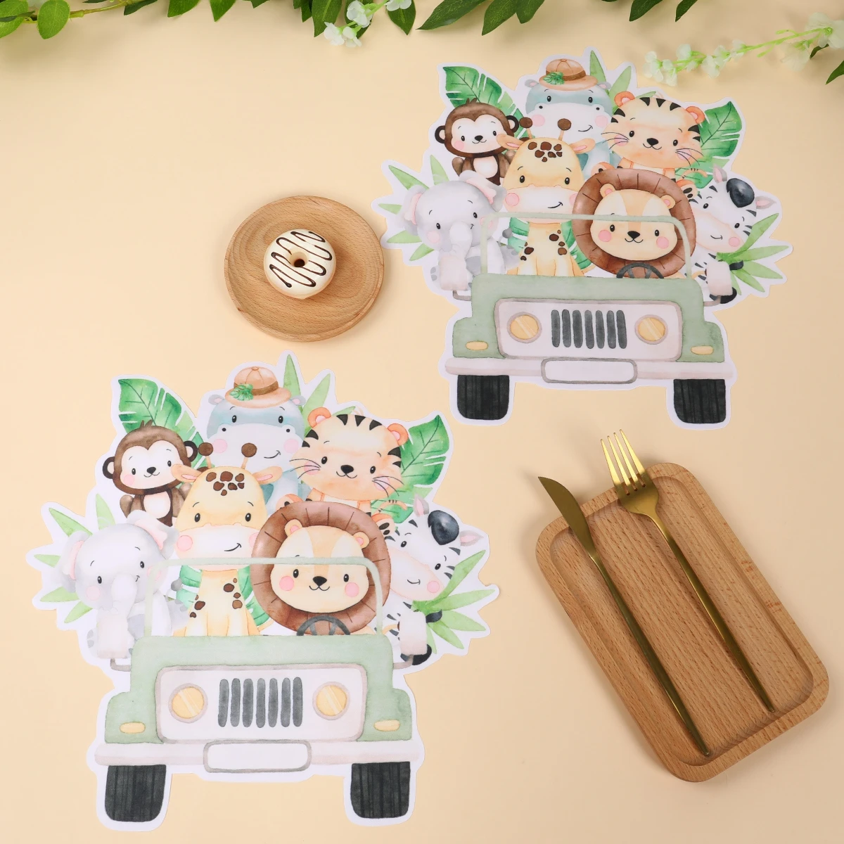 Атласный коврик в виде бабочки джунглей с животными декоративный настольный