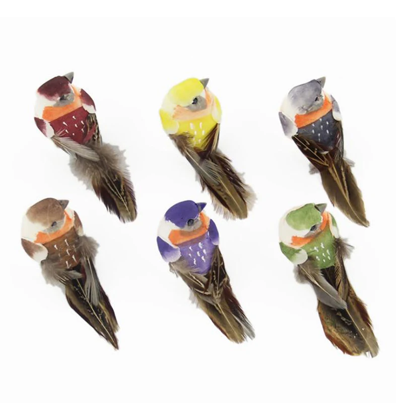 

Искусственные птицы из пены