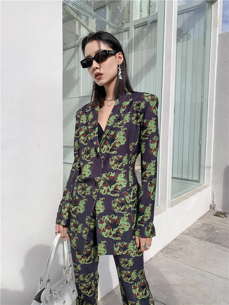 

ZCSMLL Весна 2022, Модный женский комплект из двух предметов, элегантный блейзер с открытой спиной и цветочным рисунком, костюмы, подходящие наряды, одежда