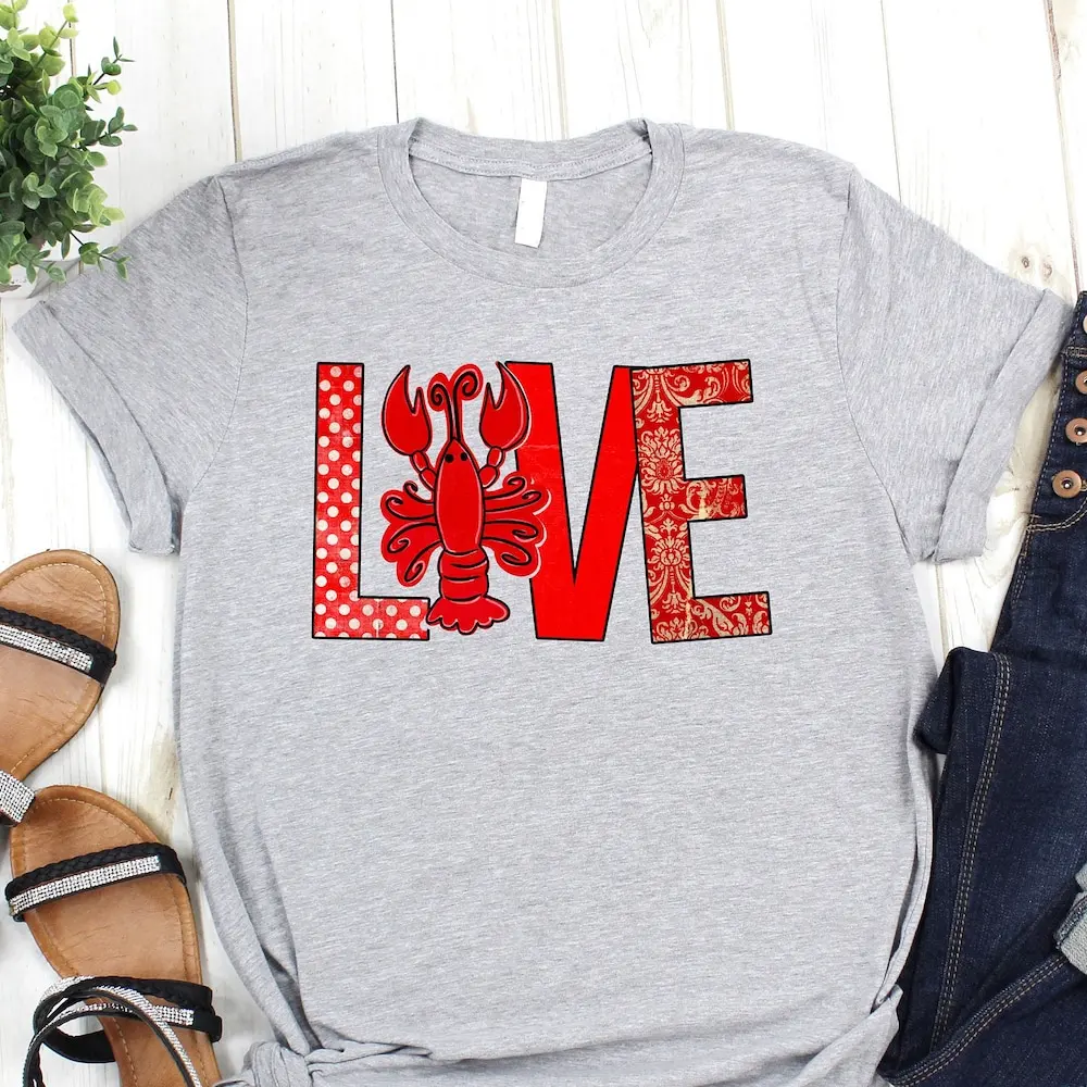 Женская футболка с надписью Love Crawfish