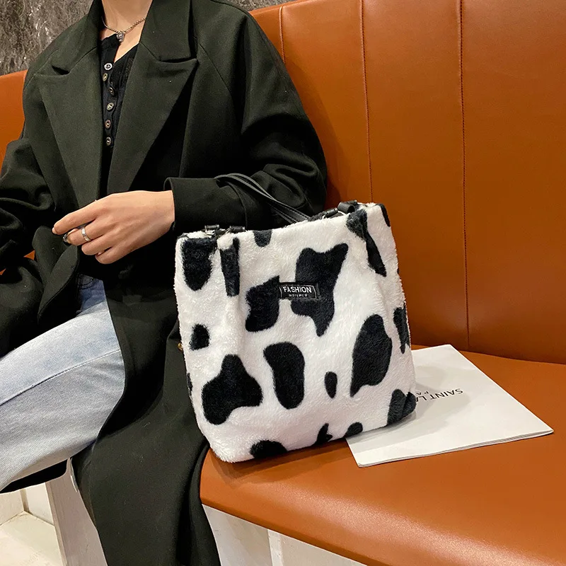 

Winter Plush Mini Bag New Leopard Print Lable Shoulder Bucket Bags for Women Hasp Larger Capacity Velvet Shopper Underarm