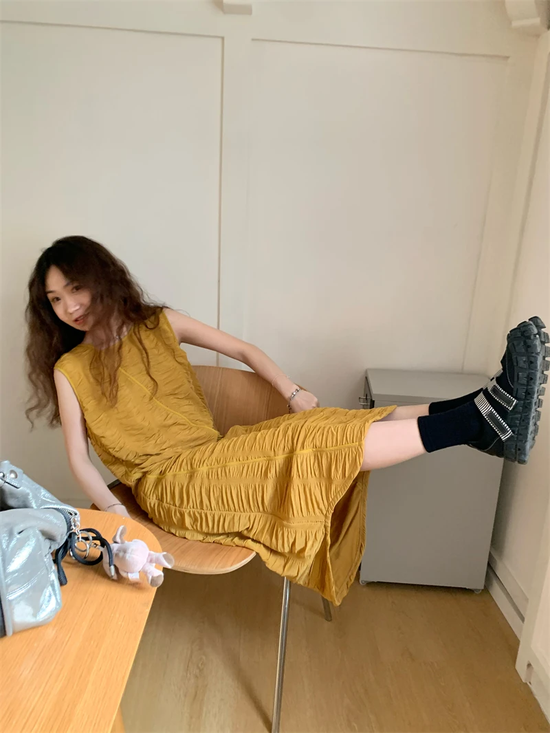 Roundshop | Юбка-петти тофу Уни вместе в текстурном платье-жилет 2 цвета