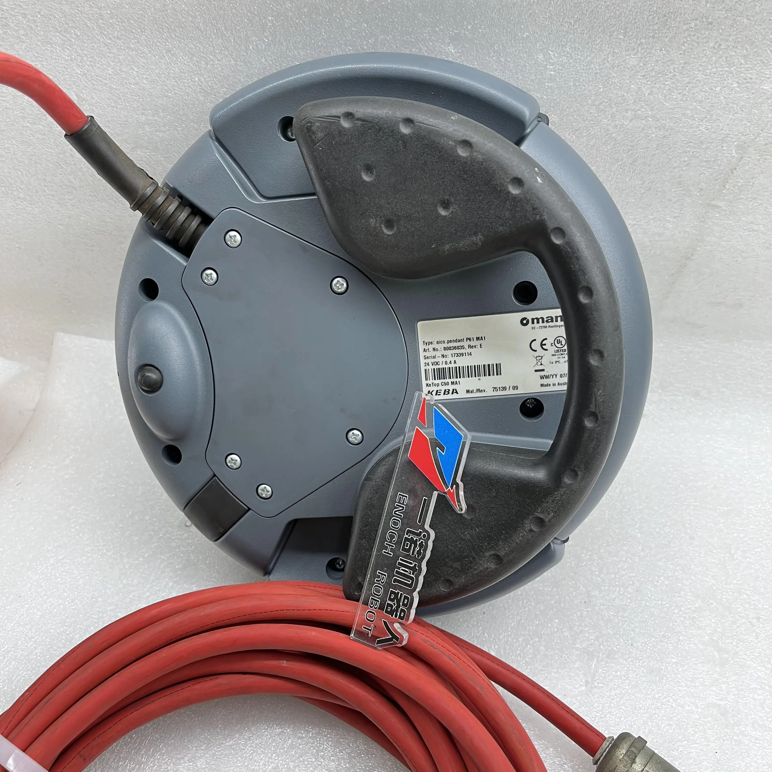 AICO.PENDANT P61 MA1 80036035 REV E Робот-мпулятор был использованием и инвентарь работает