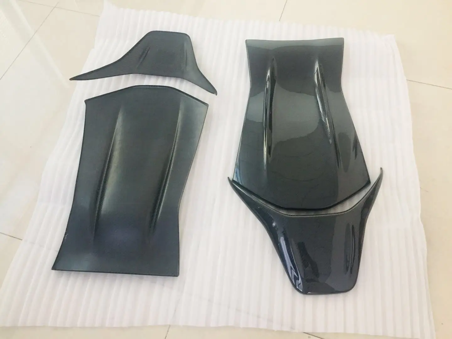 

Suitable for mercedes-benz carbon fiber chair dry carbon type
