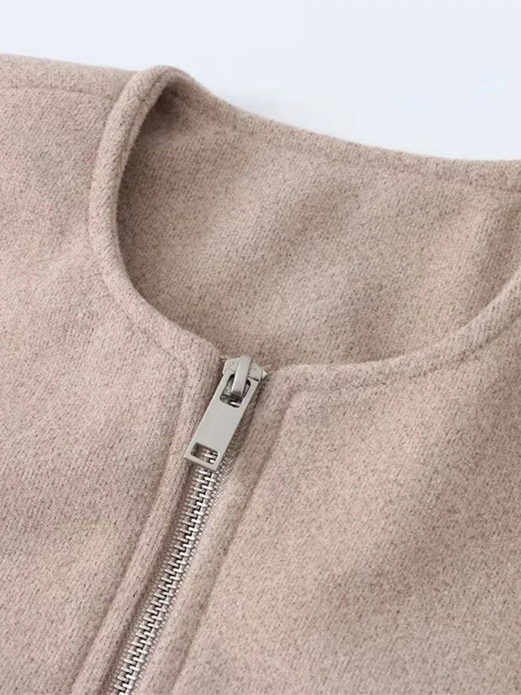 Женская укороченная куртка-бомбер на молнии с круглым вырезом повседневная