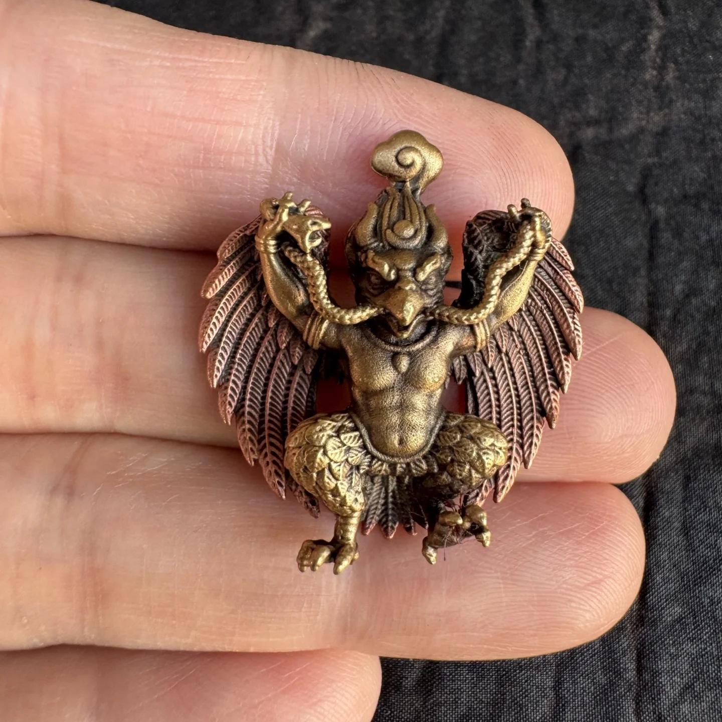 

Латунный кулон Dapeng