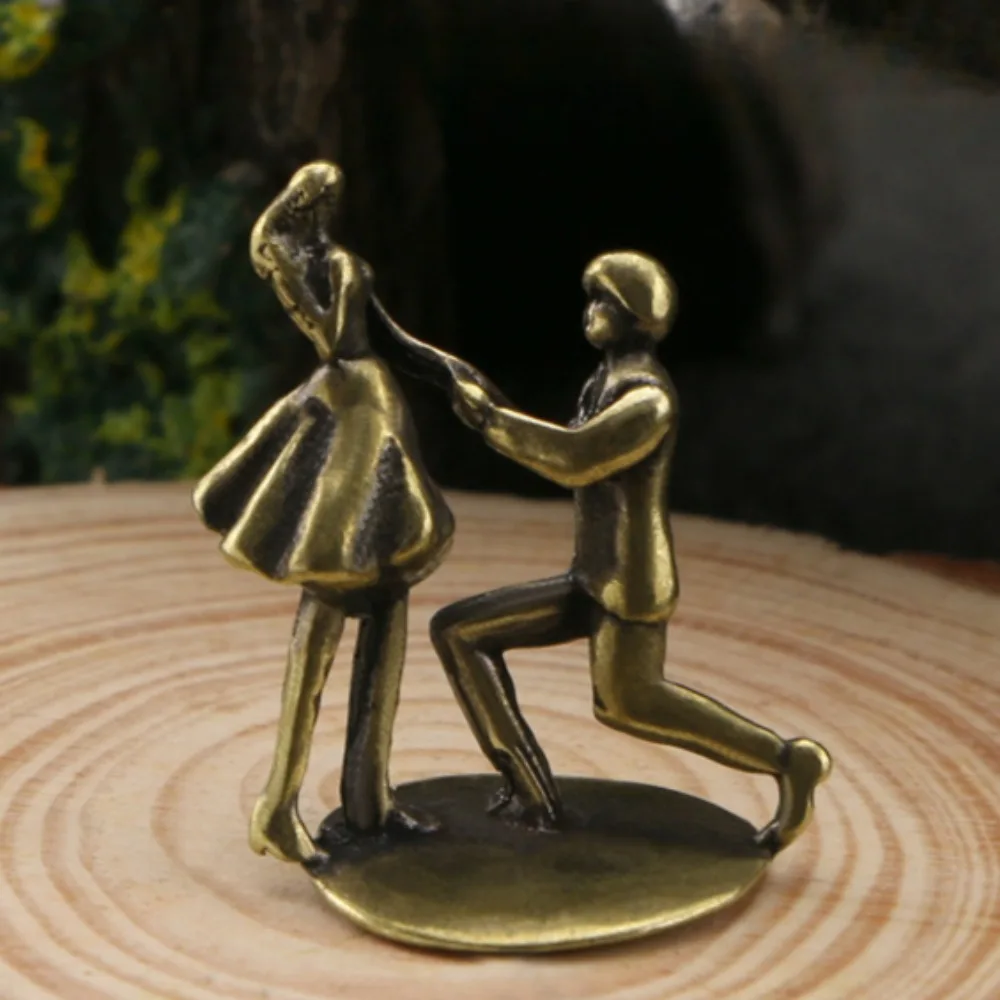Мини-статуэтка пары из меди DAY FUN