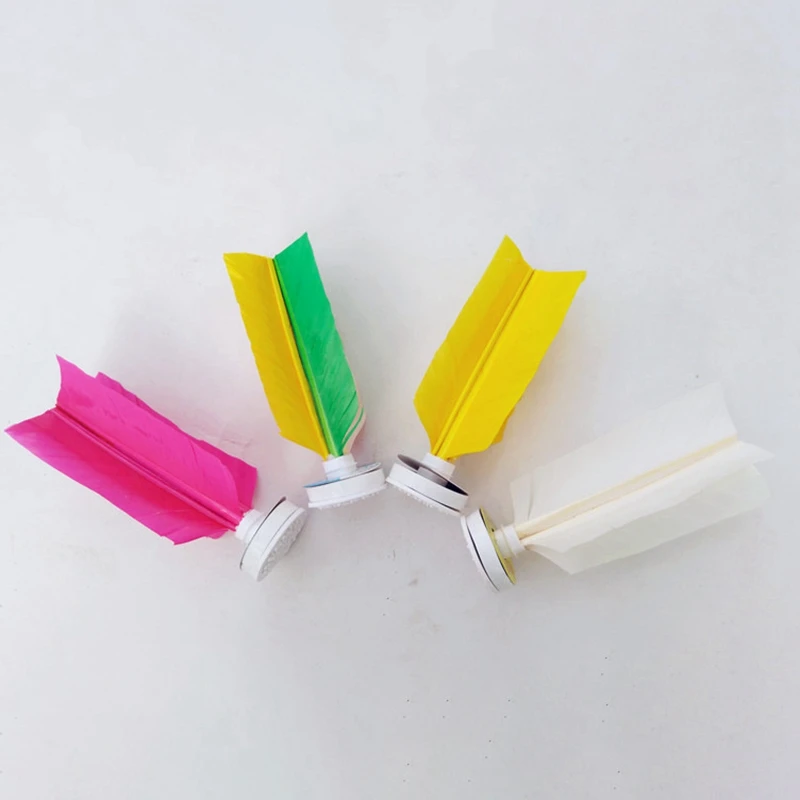 Воланчик с перьями для упражнений на ногах уличная игрушка игр удара дома и улицы