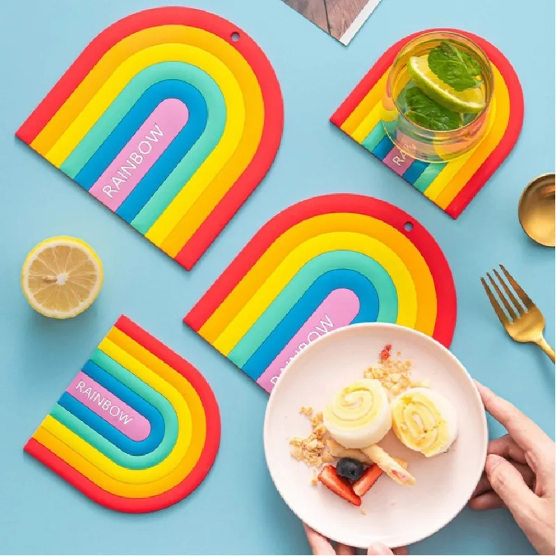 

4pcs Mat Pad Rainbow Placemat Silicone Coaster Table Non Slip Heat Insulated Pot Cup Multipurpose Home Decor Kitchen Accessories