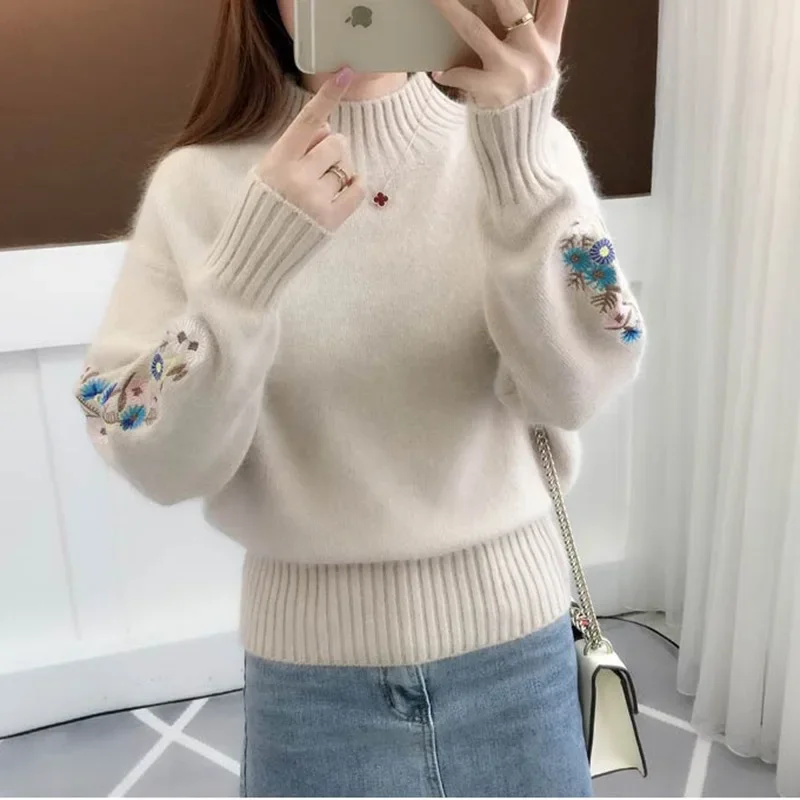

Ladies Sweaters White Turtleneck Cute Pullover Kawaii Gigh Neck Jerseys Embroidered Knitted Top for Women Fashion 2023 New In