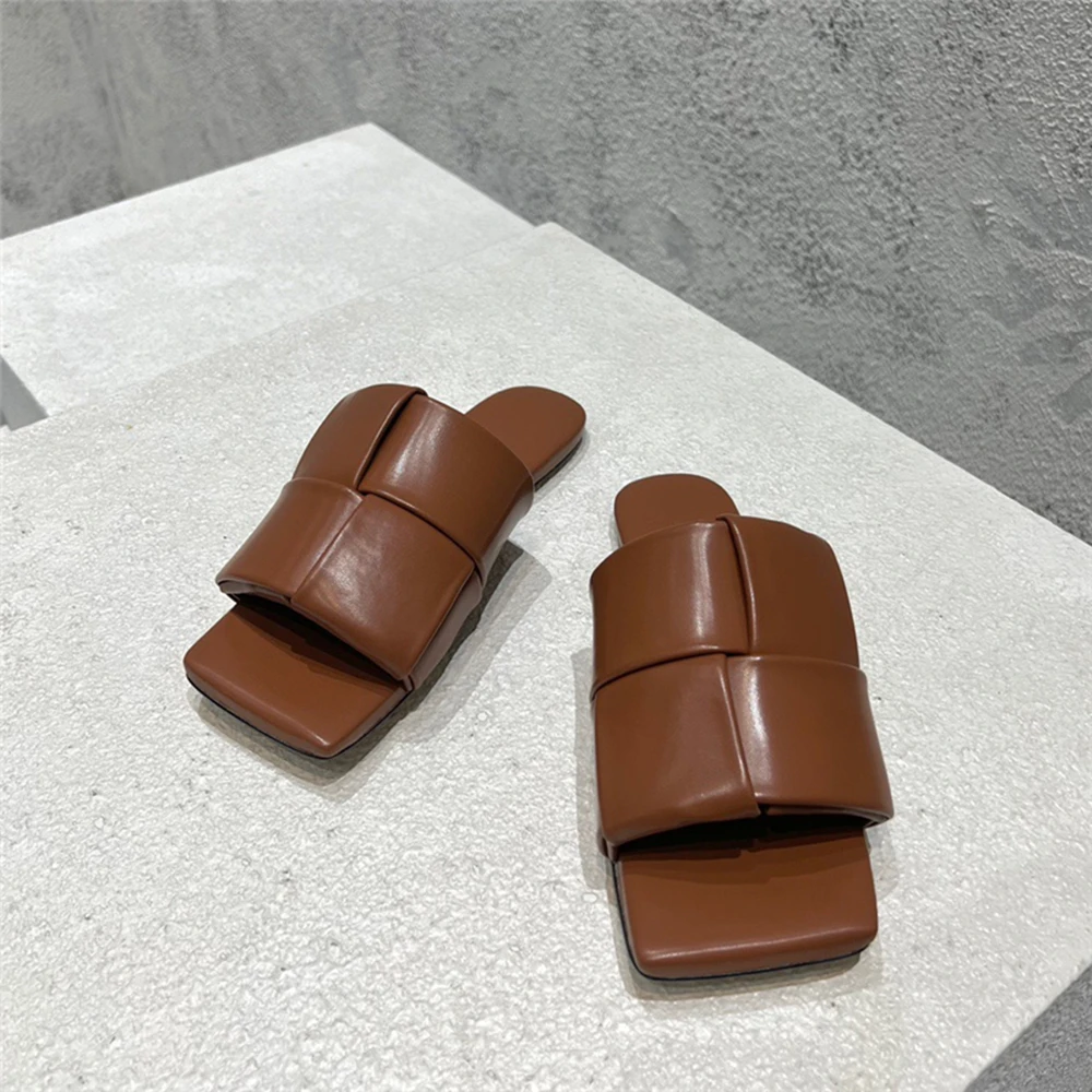 New Summer Slippers Square Toe Flat Woven Fashion Sandals Weave Monochrome Ladies Outdoor Holiday Casual Shoes Big Size 43